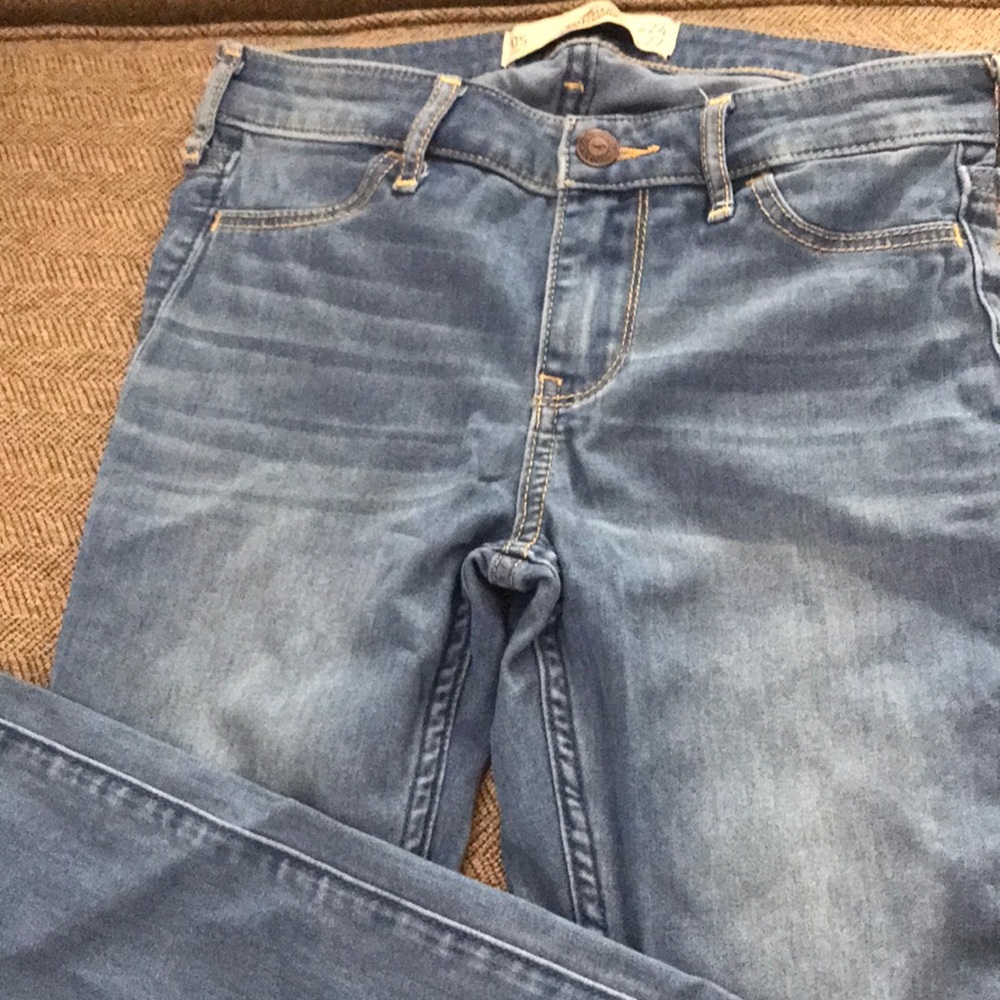 Hollister jeans